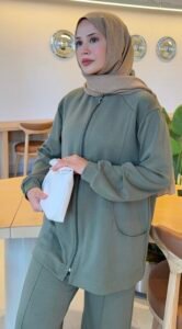 {"ARInfo":{"IsUseAR":false},"Version":"1.0.0","MakeupInfo":{"IsUseMakeup":false},"FaceliftInfo":{"IsChangeEyeLift":false,"IsChangeFacelift":false,"IsChangePostureLift":false,"IsChangeNose":false,"IsChangeFaceChin":false,"IsChangeMouth":false,"IsChangeThinFace":true},"BeautyInfo":{"SwitchMedicatedAcne":false,"IsAIBeauty":false,"IsBrightEyes":false,"IsSharpen":false,"IsOldBeauty":false,"IsReduceBlackEyes":false},"HandlerInfo":{"AppName":2},"FilterInfo":{"IsUseFilter":false}}