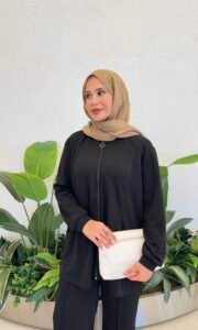 {"ARInfo":{"IsUseAR":false},"Version":"1.0.0","MakeupInfo":{"IsUseMakeup":false},"FaceliftInfo":{"IsChangeEyeLift":false,"IsChangeFacelift":false,"IsChangePostureLift":false,"IsChangeNose":false,"IsChangeFaceChin":false,"IsChangeMouth":false,"IsChangeThinFace":true},"BeautyInfo":{"SwitchMedicatedAcne":false,"IsAIBeauty":false,"IsBrightEyes":false,"IsSharpen":false,"IsOldBeauty":false,"IsReduceBlackEyes":false},"HandlerInfo":{"AppName":2},"FilterInfo":{"IsUseFilter":false}}