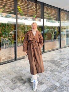 {"ARInfo":{"IsUseAR":false},"Version":"1.0.0","MakeupInfo":{"IsUseMakeup":false},"FaceliftInfo":{"IsChangeEyeLift":false,"IsChangeFacelift":false,"IsChangePostureLift":false,"IsChangeNose":false,"IsChangeFaceChin":false,"IsChangeMouth":false,"IsChangeThinFace":true},"BeautyInfo":{"SwitchMedicatedAcne":false,"IsAIBeauty":false,"IsBrightEyes":false,"IsSharpen":false,"IsOldBeauty":false,"IsReduceBlackEyes":false},"HandlerInfo":{"AppName":2},"FilterInfo":{"IsUseFilter":false}}