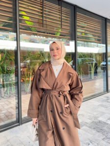 {"ARInfo":{"IsUseAR":false},"Version":"1.0.0","MakeupInfo":{"IsUseMakeup":false},"FaceliftInfo":{"IsChangeEyeLift":false,"IsChangeFacelift":false,"IsChangePostureLift":false,"IsChangeNose":false,"IsChangeFaceChin":false,"IsChangeMouth":false,"IsChangeThinFace":true},"BeautyInfo":{"SwitchMedicatedAcne":false,"IsAIBeauty":false,"IsBrightEyes":false,"IsSharpen":false,"IsOldBeauty":false,"IsReduceBlackEyes":false},"HandlerInfo":{"AppName":2},"FilterInfo":{"IsUseFilter":false}}