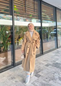 {"ARInfo":{"IsUseAR":false},"Version":"1.0.0","MakeupInfo":{"IsUseMakeup":false},"FaceliftInfo":{"IsChangeEyeLift":false,"IsChangeFacelift":false,"IsChangePostureLift":false,"IsChangeNose":false,"IsChangeFaceChin":false,"IsChangeMouth":false,"IsChangeThinFace":true},"BeautyInfo":{"SwitchMedicatedAcne":false,"IsAIBeauty":false,"IsBrightEyes":false,"IsSharpen":false,"IsOldBeauty":false,"IsReduceBlackEyes":false},"HandlerInfo":{"AppName":2},"FilterInfo":{"IsUseFilter":false}}