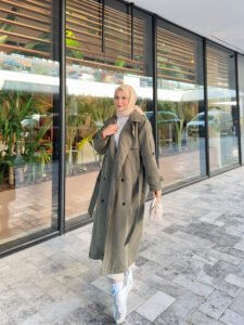 {"ARInfo":{"IsUseAR":false},"Version":"1.0.0","MakeupInfo":{"IsUseMakeup":false},"FaceliftInfo":{"IsChangeEyeLift":false,"IsChangeFacelift":false,"IsChangePostureLift":false,"IsChangeNose":false,"IsChangeFaceChin":false,"IsChangeMouth":false,"IsChangeThinFace":true},"BeautyInfo":{"SwitchMedicatedAcne":false,"IsAIBeauty":false,"IsBrightEyes":false,"IsSharpen":false,"IsOldBeauty":false,"IsReduceBlackEyes":false},"HandlerInfo":{"AppName":2},"FilterInfo":{"IsUseFilter":false}}