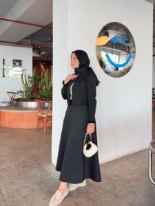 {"ARInfo":{"IsUseAR":false},"Version":"1.0.0","MakeupInfo":{"IsUseMakeup":false},"FaceliftInfo":{"IsChangeEyeLift":false,"IsChangeFacelift":false,"IsChangePostureLift":false,"IsChangeNose":false,"IsChangeFaceChin":false,"IsChangeMouth":false,"IsChangeThinFace":true},"BeautyInfo":{"SwitchMedicatedAcne":false,"IsAIBeauty":false,"IsBrightEyes":false,"IsSharpen":false,"IsOldBeauty":false,"IsReduceBlackEyes":false},"HandlerInfo":{"AppName":2},"FilterInfo":{"IsUseFilter":false}}