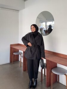 {"ARInfo":{"IsUseAR":false},"Version":"1.0.0","MakeupInfo":{"IsUseMakeup":false},"FaceliftInfo":{"IsChangeEyeLift":false,"IsChangeFacelift":false,"IsChangePostureLift":false,"IsChangeNose":false,"IsChangeFaceChin":false,"IsChangeMouth":false,"IsChangeThinFace":true},"BeautyInfo":{"SwitchMedicatedAcne":false,"IsAIBeauty":false,"IsBrightEyes":false,"IsSharpen":false,"IsOldBeauty":false,"IsReduceBlackEyes":false},"HandlerInfo":{"AppName":2},"FilterInfo":{"IsUseFilter":false}}