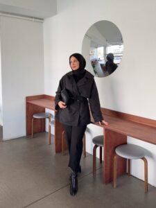 {"ARInfo":{"IsUseAR":false},"Version":"1.0.0","MakeupInfo":{"IsUseMakeup":false},"FaceliftInfo":{"IsChangeEyeLift":false,"IsChangeFacelift":false,"IsChangePostureLift":false,"IsChangeNose":false,"IsChangeFaceChin":false,"IsChangeMouth":false,"IsChangeThinFace":true},"BeautyInfo":{"SwitchMedicatedAcne":false,"IsAIBeauty":false,"IsBrightEyes":false,"IsSharpen":false,"IsOldBeauty":false,"IsReduceBlackEyes":false},"HandlerInfo":{"AppName":2},"FilterInfo":{"IsUseFilter":false}}