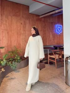 {"ARInfo":{"IsUseAR":false},"Version":"1.0.0","MakeupInfo":{"IsUseMakeup":false},"FaceliftInfo":{"IsChangeEyeLift":false,"IsChangeFacelift":false,"IsChangePostureLift":false,"IsChangeNose":false,"IsChangeFaceChin":false,"IsChangeMouth":false,"IsChangeThinFace":true},"BeautyInfo":{"SwitchMedicatedAcne":false,"IsAIBeauty":false,"IsBrightEyes":false,"IsSharpen":false,"IsOldBeauty":false,"IsReduceBlackEyes":false},"HandlerInfo":{"AppName":2},"FilterInfo":{"IsUseFilter":false}}