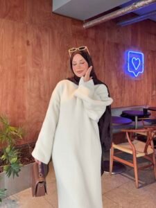 {"ARInfo":{"IsUseAR":false},"Version":"1.0.0","MakeupInfo":{"IsUseMakeup":false},"FaceliftInfo":{"IsChangeEyeLift":false,"IsChangeFacelift":false,"IsChangePostureLift":false,"IsChangeNose":false,"IsChangeFaceChin":false,"IsChangeMouth":false,"IsChangeThinFace":true},"BeautyInfo":{"SwitchMedicatedAcne":false,"IsAIBeauty":false,"IsBrightEyes":false,"IsSharpen":false,"IsOldBeauty":false,"IsReduceBlackEyes":false},"HandlerInfo":{"AppName":2},"FilterInfo":{"IsUseFilter":false}}