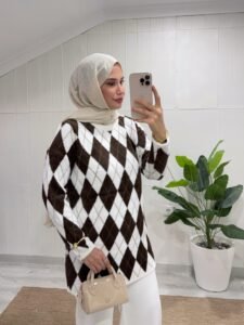 {"ARInfo":{"IsUseAR":false},"Version":"1.0.0","MakeupInfo":{"IsUseMakeup":false},"FaceliftInfo":{"IsChangeEyeLift":false,"IsChangeFacelift":false,"IsChangePostureLift":false,"IsChangeNose":false,"IsChangeFaceChin":false,"IsChangeMouth":false,"IsChangeThinFace":true},"BeautyInfo":{"SwitchMedicatedAcne":false,"IsAIBeauty":false,"IsBrightEyes":false,"IsSharpen":false,"IsOldBeauty":false,"IsReduceBlackEyes":false},"HandlerInfo":{"AppName":2},"FilterInfo":{"IsUseFilter":false}}