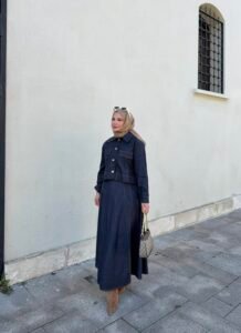 {"ARInfo":{"IsUseAR":false},"Version":"1.0.0","MakeupInfo":{"IsUseMakeup":false},"FaceliftInfo":{"IsChangeEyeLift":false,"IsChangeFacelift":false,"IsChangePostureLift":false,"IsChangeNose":false,"IsChangeFaceChin":false,"IsChangeMouth":false,"IsChangeThinFace":true},"BeautyInfo":{"SwitchMedicatedAcne":false,"IsAIBeauty":false,"IsBrightEyes":false,"IsSharpen":false,"IsOldBeauty":false,"IsReduceBlackEyes":false},"HandlerInfo":{"AppName":2},"FilterInfo":{"IsUseFilter":false}}