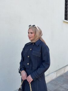 {"ARInfo":{"IsUseAR":false},"Version":"1.0.0","MakeupInfo":{"IsUseMakeup":false},"FaceliftInfo":{"IsChangeEyeLift":false,"IsChangeFacelift":false,"IsChangePostureLift":false,"IsChangeNose":false,"IsChangeFaceChin":false,"IsChangeMouth":false,"IsChangeThinFace":true},"BeautyInfo":{"SwitchMedicatedAcne":false,"IsAIBeauty":false,"IsBrightEyes":false,"IsSharpen":false,"IsOldBeauty":false,"IsReduceBlackEyes":false},"HandlerInfo":{"AppName":2},"FilterInfo":{"IsUseFilter":false}}