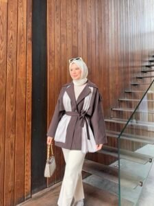 {"ARInfo":{"IsUseAR":false},"Version":"1.0.0","MakeupInfo":{"IsUseMakeup":false},"FaceliftInfo":{"IsChangeEyeLift":false,"IsChangeFacelift":false,"IsChangePostureLift":false,"IsChangeNose":false,"IsChangeFaceChin":false,"IsChangeMouth":false,"IsChangeThinFace":true},"BeautyInfo":{"SwitchMedicatedAcne":false,"IsAIBeauty":false,"IsBrightEyes":false,"IsSharpen":false,"IsOldBeauty":false,"IsReduceBlackEyes":false},"HandlerInfo":{"AppName":2},"FilterInfo":{"IsUseFilter":false}}