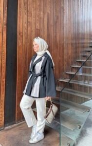 {"ARInfo":{"IsUseAR":false},"Version":"1.0.0","MakeupInfo":{"IsUseMakeup":false},"FaceliftInfo":{"IsChangeEyeLift":false,"IsChangeFacelift":false,"IsChangePostureLift":false,"IsChangeNose":false,"IsChangeFaceChin":false,"IsChangeMouth":false,"IsChangeThinFace":true},"BeautyInfo":{"SwitchMedicatedAcne":false,"IsAIBeauty":false,"IsBrightEyes":false,"IsSharpen":false,"IsOldBeauty":false,"IsReduceBlackEyes":false},"HandlerInfo":{"AppName":2},"FilterInfo":{"IsUseFilter":false}}