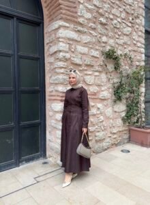 {"ARInfo":{"IsUseAR":false},"Version":"1.0.0","MakeupInfo":{"IsUseMakeup":false},"FaceliftInfo":{"IsChangeEyeLift":false,"IsChangeFacelift":false,"IsChangePostureLift":false,"IsChangeNose":false,"IsChangeFaceChin":false,"IsChangeMouth":false,"IsChangeThinFace":true},"BeautyInfo":{"SwitchMedicatedAcne":false,"IsAIBeauty":false,"IsBrightEyes":false,"IsSharpen":false,"IsOldBeauty":false,"IsReduceBlackEyes":false},"HandlerInfo":{"AppName":2},"FilterInfo":{"IsUseFilter":false}}