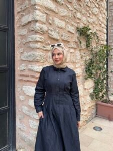 {"ARInfo":{"IsUseAR":false},"Version":"1.0.0","MakeupInfo":{"IsUseMakeup":false},"FaceliftInfo":{"IsChangeEyeLift":false,"IsChangeFacelift":false,"IsChangePostureLift":false,"IsChangeNose":false,"IsChangeFaceChin":false,"IsChangeMouth":false,"IsChangeThinFace":true},"BeautyInfo":{"SwitchMedicatedAcne":false,"IsAIBeauty":false,"IsBrightEyes":false,"IsSharpen":false,"IsOldBeauty":false,"IsReduceBlackEyes":false},"HandlerInfo":{"AppName":2},"FilterInfo":{"IsUseFilter":false}}