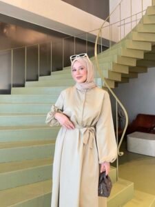 {"ARInfo":{"IsUseAR":false},"Version":"1.0.0","MakeupInfo":{"IsUseMakeup":false},"FaceliftInfo":{"IsChangeEyeLift":false,"IsChangeFacelift":false,"IsChangePostureLift":false,"IsChangeNose":false,"IsChangeFaceChin":false,"IsChangeMouth":false,"IsChangeThinFace":true},"BeautyInfo":{"SwitchMedicatedAcne":false,"IsAIBeauty":false,"IsBrightEyes":false,"IsSharpen":false,"IsOldBeauty":false,"IsReduceBlackEyes":false},"HandlerInfo":{"AppName":2},"FilterInfo":{"IsUseFilter":false}}