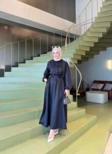 {"ARInfo":{"IsUseAR":false},"Version":"1.0.0","MakeupInfo":{"IsUseMakeup":false},"FaceliftInfo":{"IsChangeEyeLift":false,"IsChangeFacelift":false,"IsChangePostureLift":false,"IsChangeNose":false,"IsChangeFaceChin":false,"IsChangeMouth":false,"IsChangeThinFace":true},"BeautyInfo":{"SwitchMedicatedAcne":false,"IsAIBeauty":false,"IsBrightEyes":false,"IsSharpen":false,"IsOldBeauty":false,"IsReduceBlackEyes":false},"HandlerInfo":{"AppName":2},"FilterInfo":{"IsUseFilter":false}}