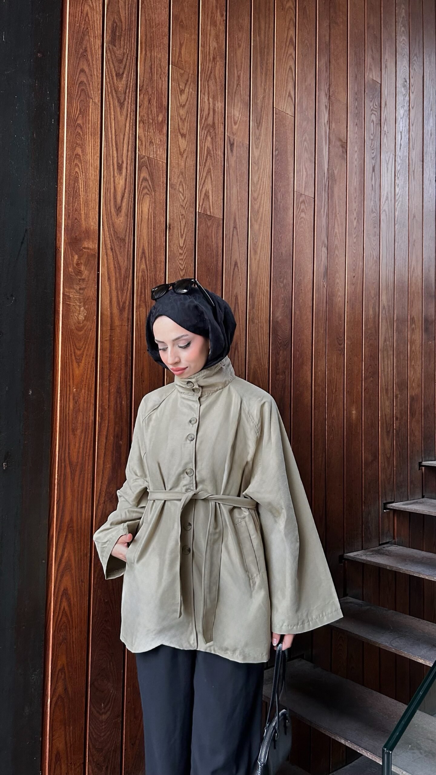 Second image of Premium kalite dik yaka trençkot