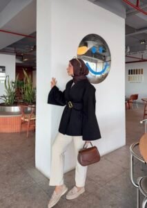 {"ARInfo":{"IsUseAR":false},"Version":"1.0.0","MakeupInfo":{"IsUseMakeup":false},"FaceliftInfo":{"IsChangeEyeLift":false,"IsChangeFacelift":false,"IsChangePostureLift":false,"IsChangeNose":false,"IsChangeFaceChin":false,"IsChangeMouth":false,"IsChangeThinFace":true},"BeautyInfo":{"SwitchMedicatedAcne":false,"IsAIBeauty":false,"IsBrightEyes":false,"IsSharpen":false,"IsOldBeauty":false,"IsReduceBlackEyes":false},"HandlerInfo":{"AppName":2},"FilterInfo":{"IsUseFilter":false}}