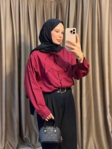 {"ARInfo":{"IsUseAR":false},"Version":"1.0.0","MakeupInfo":{"IsUseMakeup":false},"FaceliftInfo":{"IsChangeEyeLift":false,"IsChangeFacelift":false,"IsChangePostureLift":false,"IsChangeNose":false,"IsChangeFaceChin":false,"IsChangeMouth":false,"IsChangeThinFace":true},"BeautyInfo":{"SwitchMedicatedAcne":false,"IsAIBeauty":false,"IsBrightEyes":false,"IsSharpen":false,"IsOldBeauty":false,"IsReduceBlackEyes":false},"HandlerInfo":{"AppName":2},"FilterInfo":{"IsUseFilter":false}}