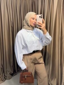 {"ARInfo":{"IsUseAR":false},"Version":"1.0.0","MakeupInfo":{"IsUseMakeup":false},"FaceliftInfo":{"IsChangeEyeLift":false,"IsChangeFacelift":false,"IsChangePostureLift":false,"IsChangeNose":false,"IsChangeFaceChin":false,"IsChangeMouth":false,"IsChangeThinFace":true},"BeautyInfo":{"SwitchMedicatedAcne":false,"IsAIBeauty":false,"IsBrightEyes":false,"IsSharpen":false,"IsOldBeauty":false,"IsReduceBlackEyes":false},"HandlerInfo":{"AppName":2},"FilterInfo":{"IsUseFilter":false}}