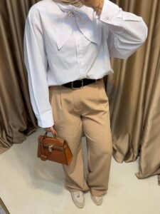 {"ARInfo":{"IsUseAR":false},"Version":"1.0.0","MakeupInfo":{"IsUseMakeup":false},"FaceliftInfo":{"IsChangeEyeLift":false,"IsChangeFacelift":false,"IsChangePostureLift":false,"IsChangeNose":false,"IsChangeFaceChin":false,"IsChangeMouth":false,"IsChangeThinFace":true},"BeautyInfo":{"SwitchMedicatedAcne":false,"IsAIBeauty":false,"IsBrightEyes":false,"IsSharpen":false,"IsOldBeauty":false,"IsReduceBlackEyes":false},"HandlerInfo":{"AppName":2},"FilterInfo":{"IsUseFilter":false}}