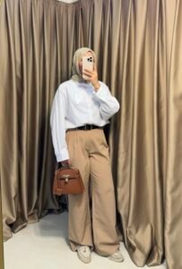 {"ARInfo":{"IsUseAR":false},"Version":"1.0.0","MakeupInfo":{"IsUseMakeup":false},"FaceliftInfo":{"IsChangeEyeLift":false,"IsChangeFacelift":false,"IsChangePostureLift":false,"IsChangeNose":false,"IsChangeFaceChin":false,"IsChangeMouth":false,"IsChangeThinFace":true},"BeautyInfo":{"SwitchMedicatedAcne":false,"IsAIBeauty":false,"IsBrightEyes":false,"IsSharpen":false,"IsOldBeauty":false,"IsReduceBlackEyes":false},"HandlerInfo":{"AppName":2},"FilterInfo":{"IsUseFilter":false}}