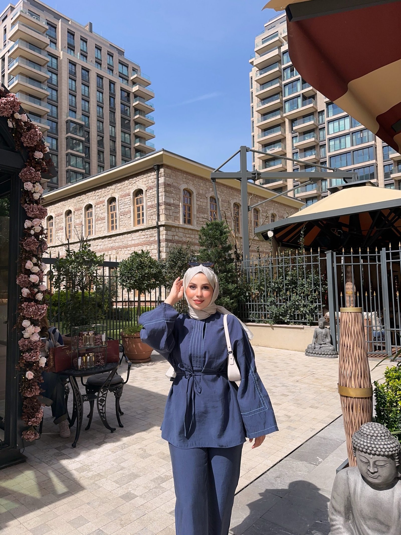 Niessa model bakışlı takım