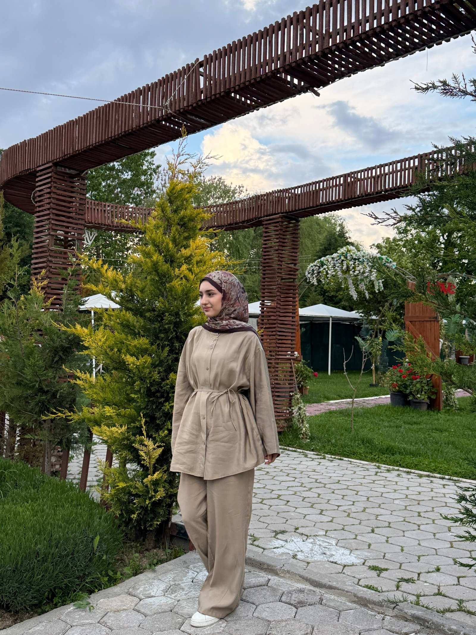Second image of Hüsna Model Takım - Yeşil