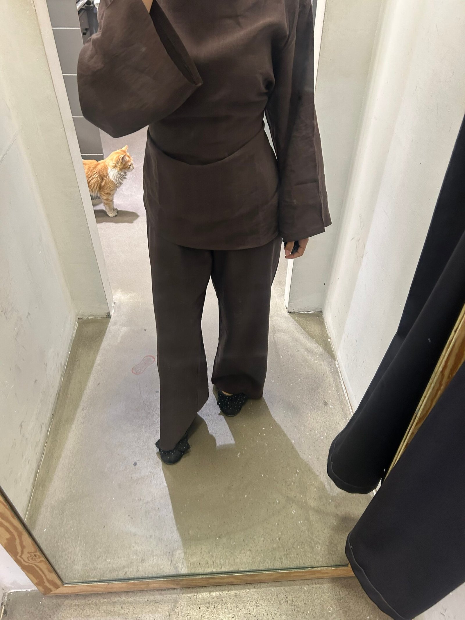 Dina Model Arkadan Bağlamalı Takım- Acıkahve