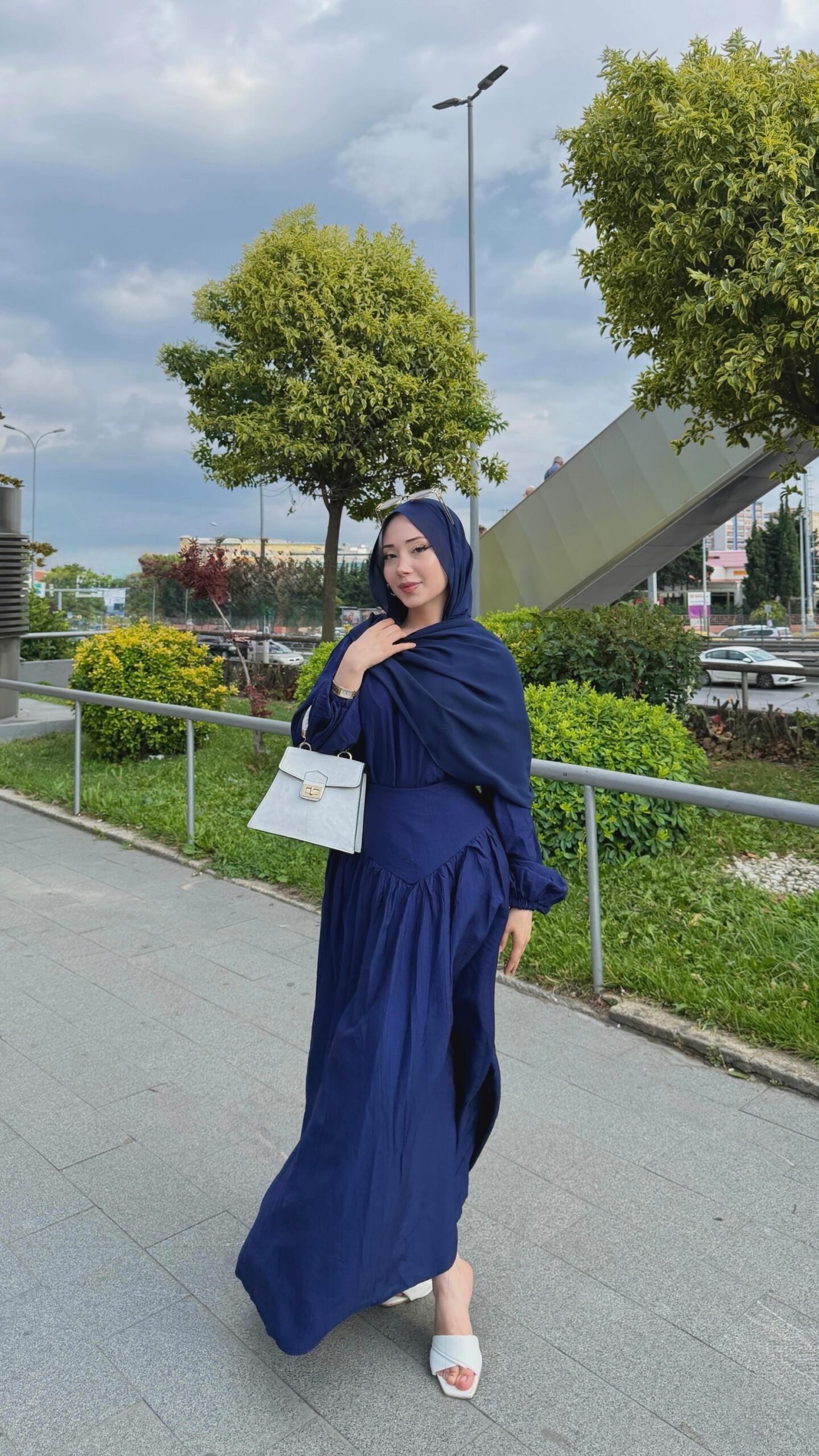 Second image of Efil Model Etekli Takım