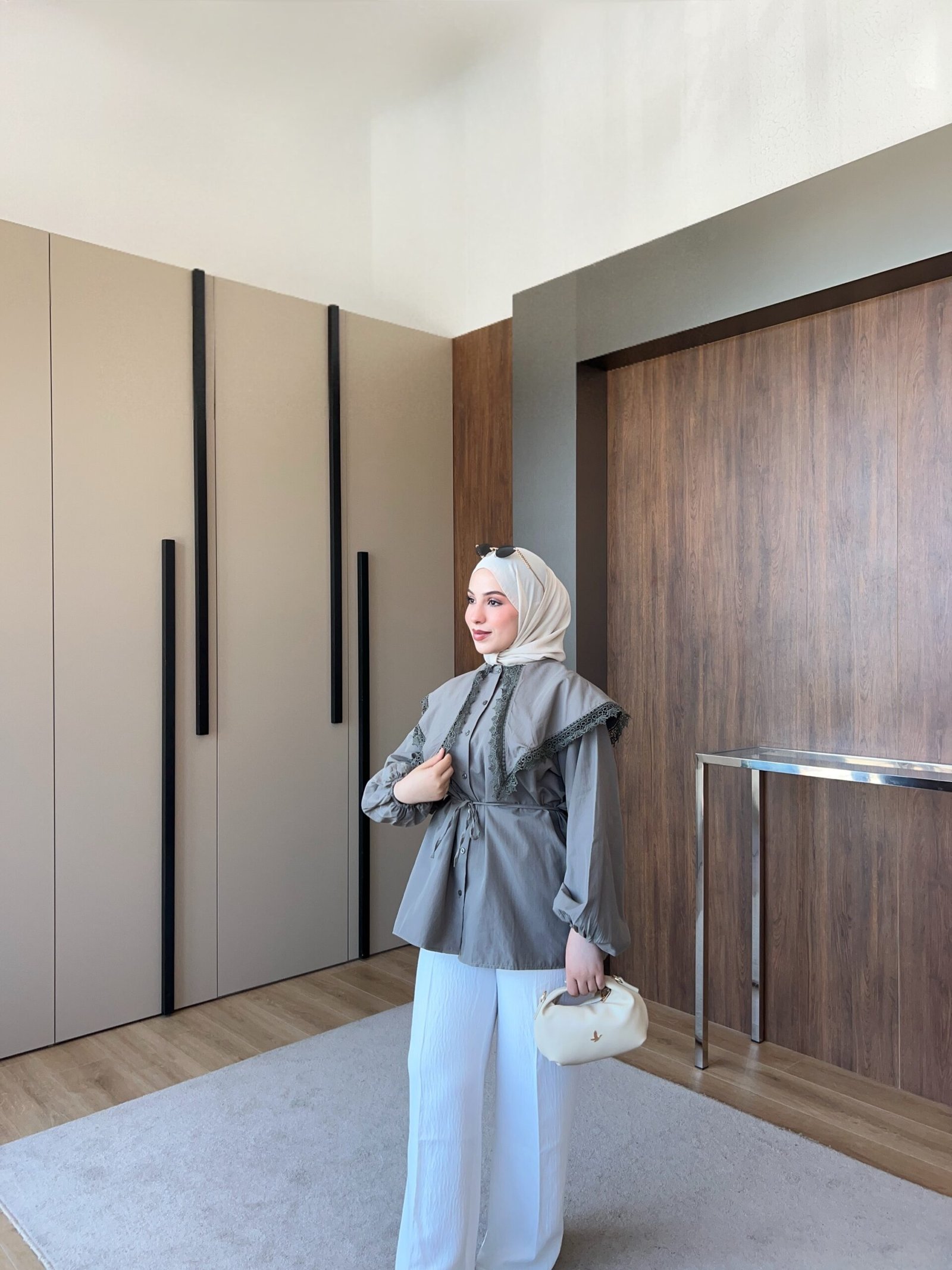 Second image of Zena Yaka Tasarım gömlek -Haki