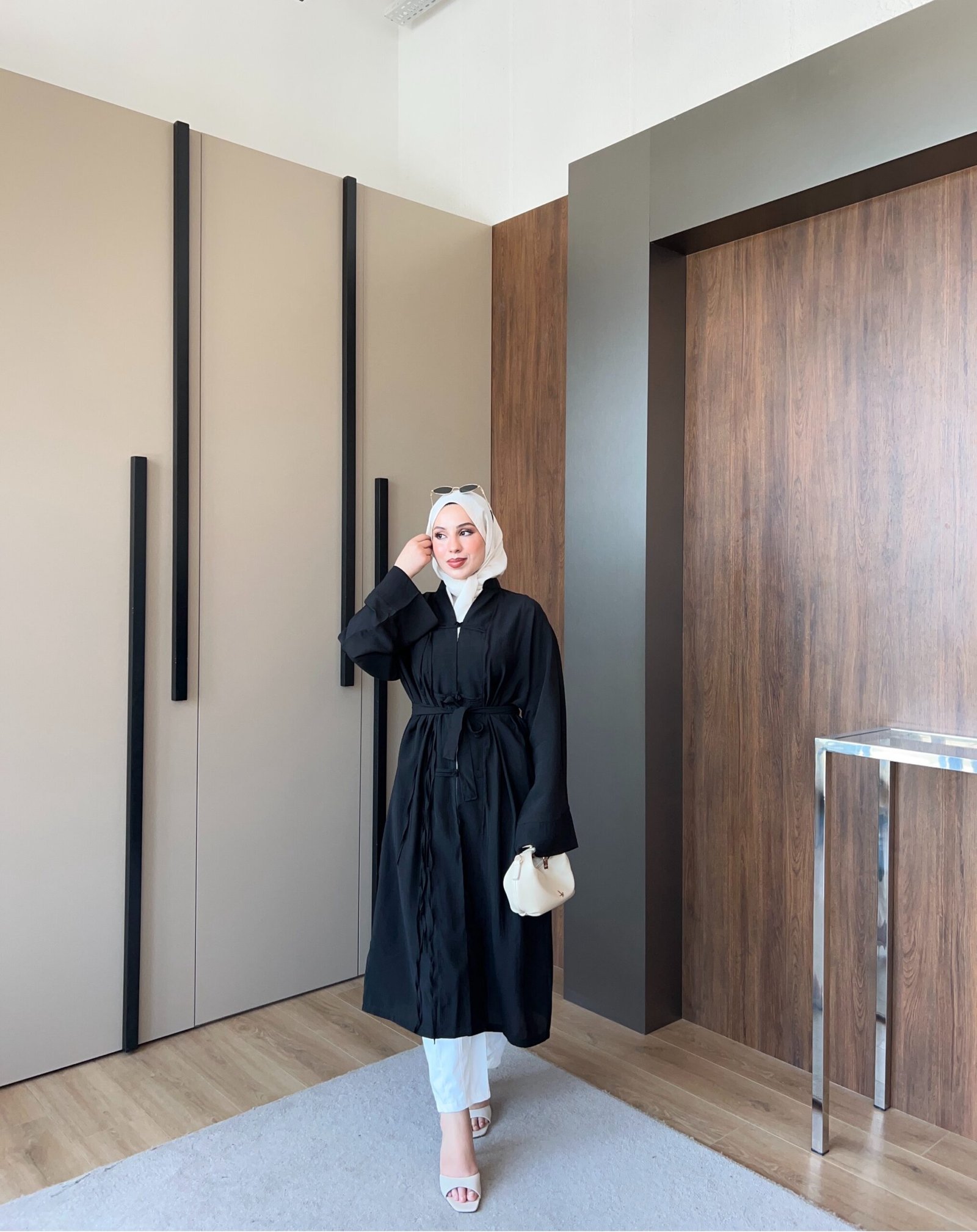 Second image of Diana Uzun kap -Siyah