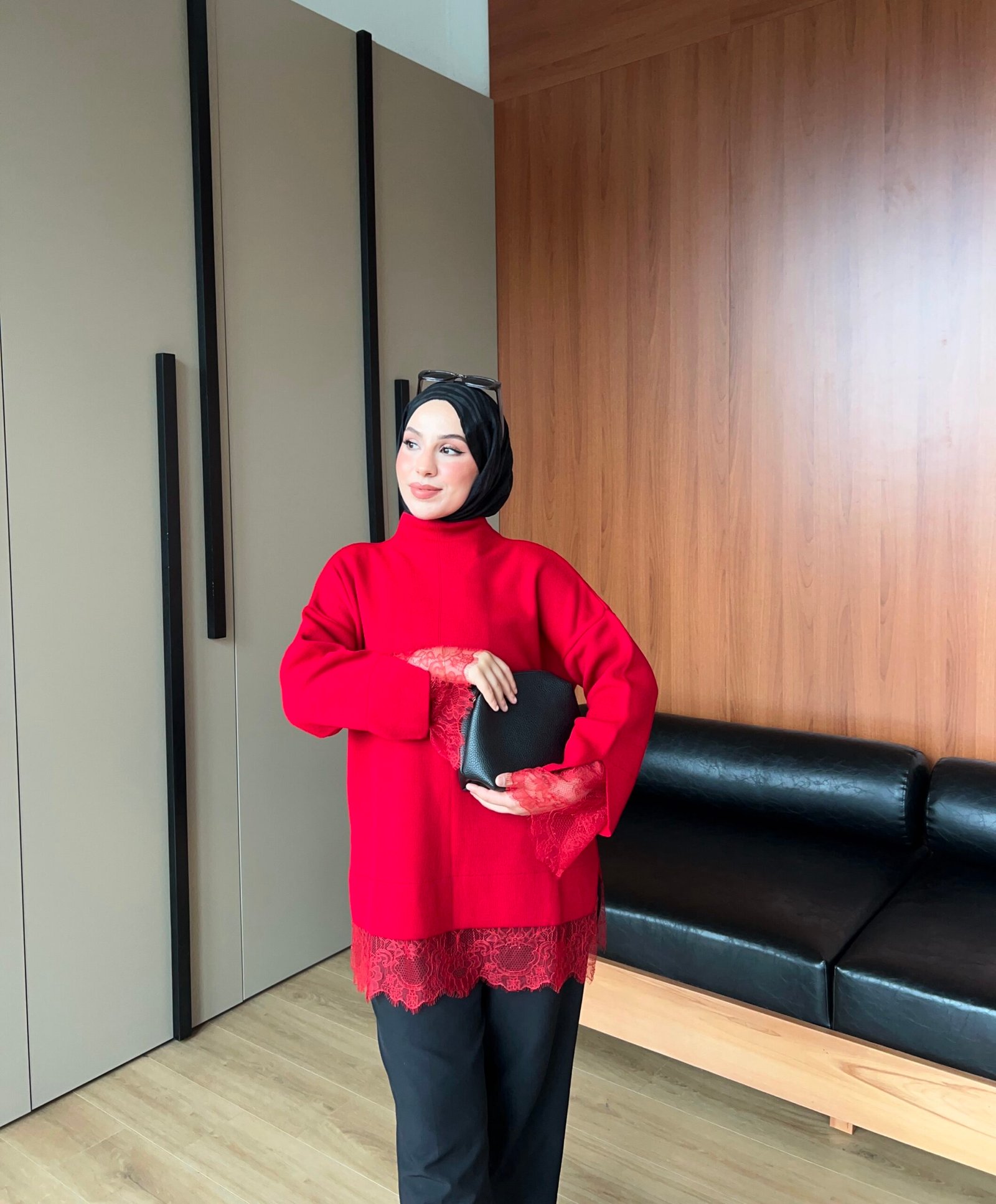 Velin Dantel Detaylı Bluz - Kırmızı